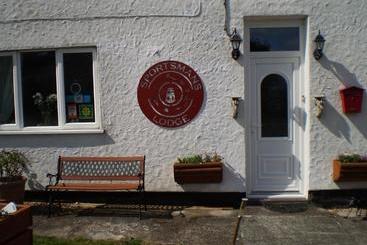 Sportsmans Lodge Bed And Breakfast