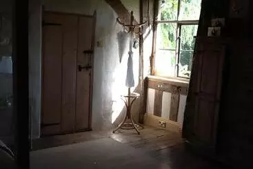 Valley Farmhouse B&b