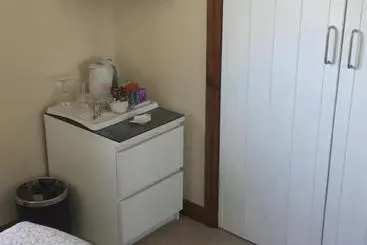 Oaklodge Bed And Breakfast