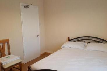 Bed and Breakfast Cedars House