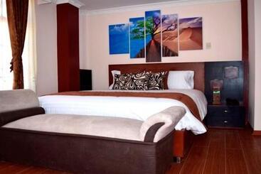 ホテル La Kapital