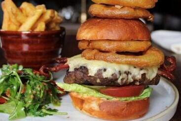 Hotel Nevill Arms Inn