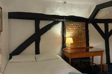 Hotel The King S Lodge