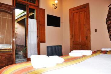 Antigua Casona Bed & Breakfast