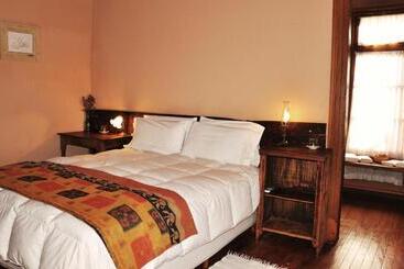 Antigua Casona Bed & Breakfast