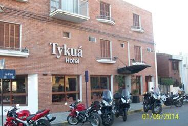 בית מלון כפרי Tykua