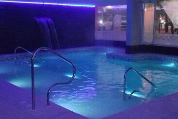 בית מלון כפרי Mónaco