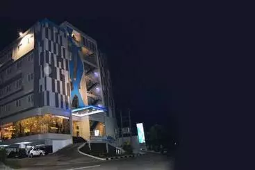 هتل Zenith