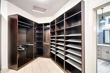 Vidéki Ház Spacious Oregon Home W/ Hot Tub, Fire Pit & Grill!