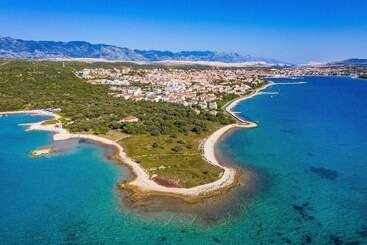 پانسیون Room In Guest Room   Cozy Room Near Beach D
