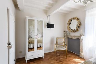 هتل Romantica Possibilità Di Self Checkin