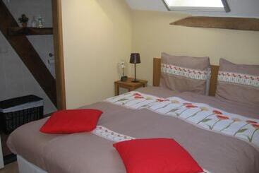 Hotel De Martiene Plats B&b & Appartement