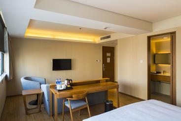 Ji Hotel Nanchang Eight One Square