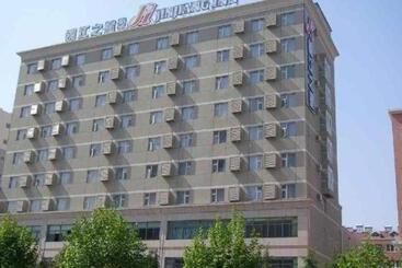 בית מלון כפרי Jinjiang Inn Weifang Zhucheng East Fanrong Road