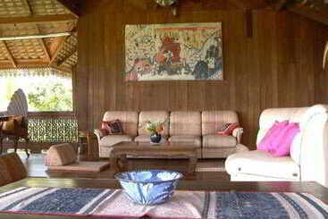 فندق Ruenthairimhaad Resort