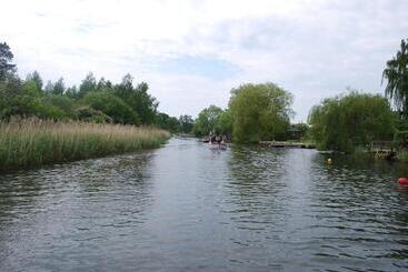 åhus B&b Och Vandrarhem