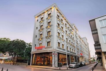 Hotel Ramada By Wyndham Istanbul Umraniye