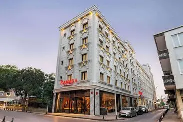 هتل Ramada By Wyndham Istanbul Umraniye