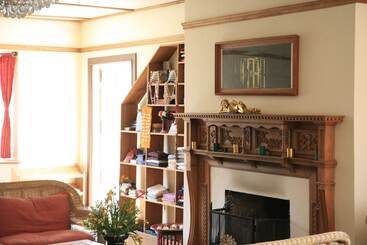 هتل Amara Mountain Resort