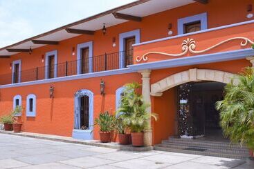 هتل Santa Helena Plaza