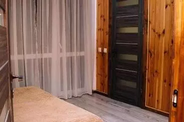 Pensió ехо тростяну
