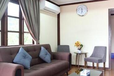 منتجع D Razna Chalet Pantai Seberang Takir