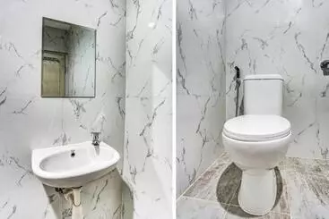 ホテル Oyo 90891 Parang Kusumo Residence