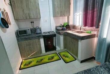 تختخواب و صبحانه Mercy Homey Homes