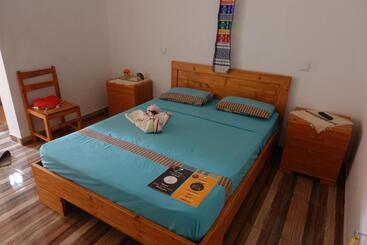 تختخواب و صبحانه Residencial Ribeira Torta