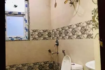 Hotel Royal Court Residency