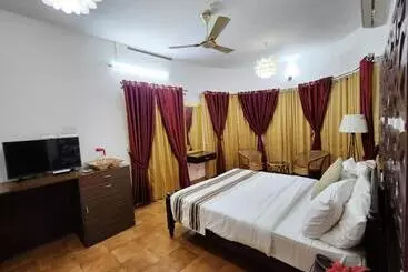 Hotel Bharatham Heritage Inn
