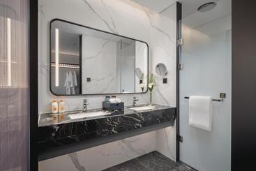 בית מלון כפרי Crowne Plaza Shangluo By Ihg