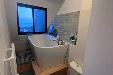 ペンション Grande Chambre   Baignoire Vue Mer