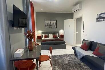 بنسيون Laura Rooms