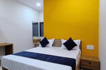 Hotelli Royal Grand Mogar