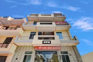 Hotel Oyo Shree Ram Guest House