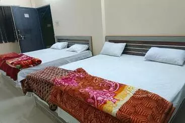 Hotel Satyam Shree