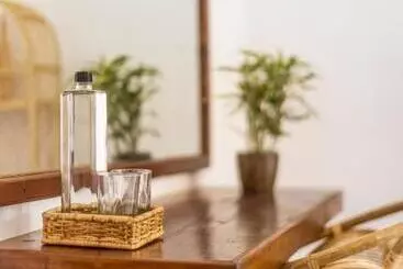 Majatalo Makai Surf House