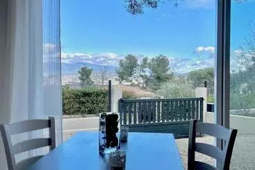 ベッドアンドブレックファースト Chambre D Hôtes Du Val Fleuri