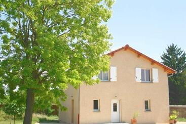 פנסיון Chambre Avec Salle De Bain Privative Comme à L Hôtel Et Salon Cuisine à Partager Avec Les 4 Autres L