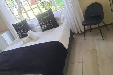 پانسیون Secret Guest House