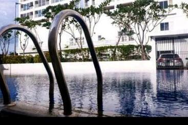 Aparthotel Pleasant6tifolia