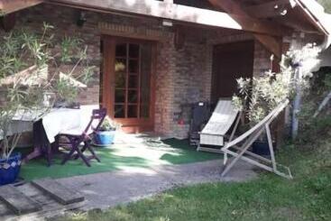 ベッドアンドブレックファースト Chambres D Hôtes Hébergement F.mathieu