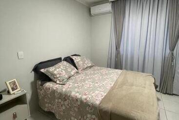 Пансион Casa Com Quarto Disponível Em Guaramirim