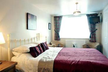 تختخواب و صبحانه St Marys Guest House