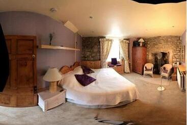 Temple Farmhouse B&b