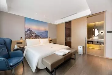 Atour Hotel Xi An International Port Area