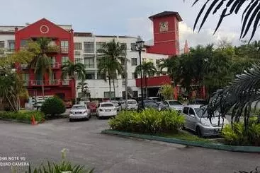 ホテル Villa Dalam Laut 530