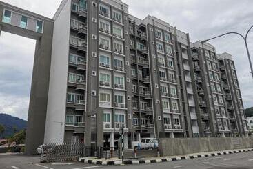 Aparthotel Langkawi Family Deluxe House For 7pax