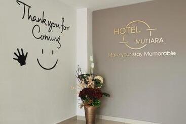 Hotel Mutiara